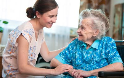 Vor-Ort-Weiterbildung für ehrenamtliche Seniorenhelfer – Erste Hilfe bei Seniorinnen und Senioren